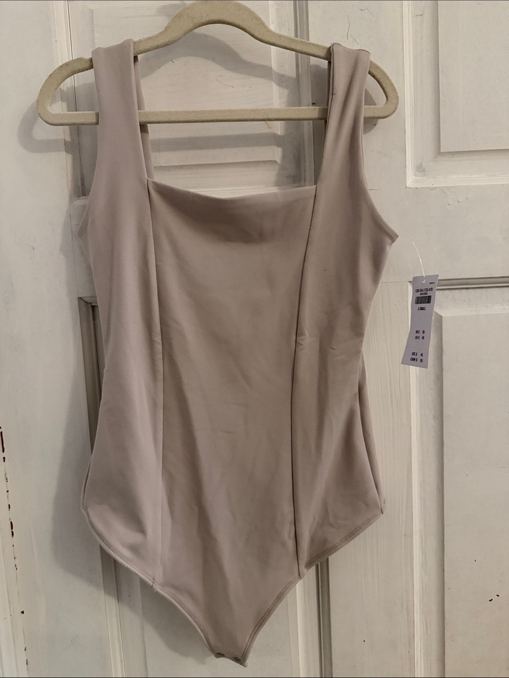 NWT Abercrombie & Fitch Square Neck Sleeveless Bodysuit in Light Taupe —XS